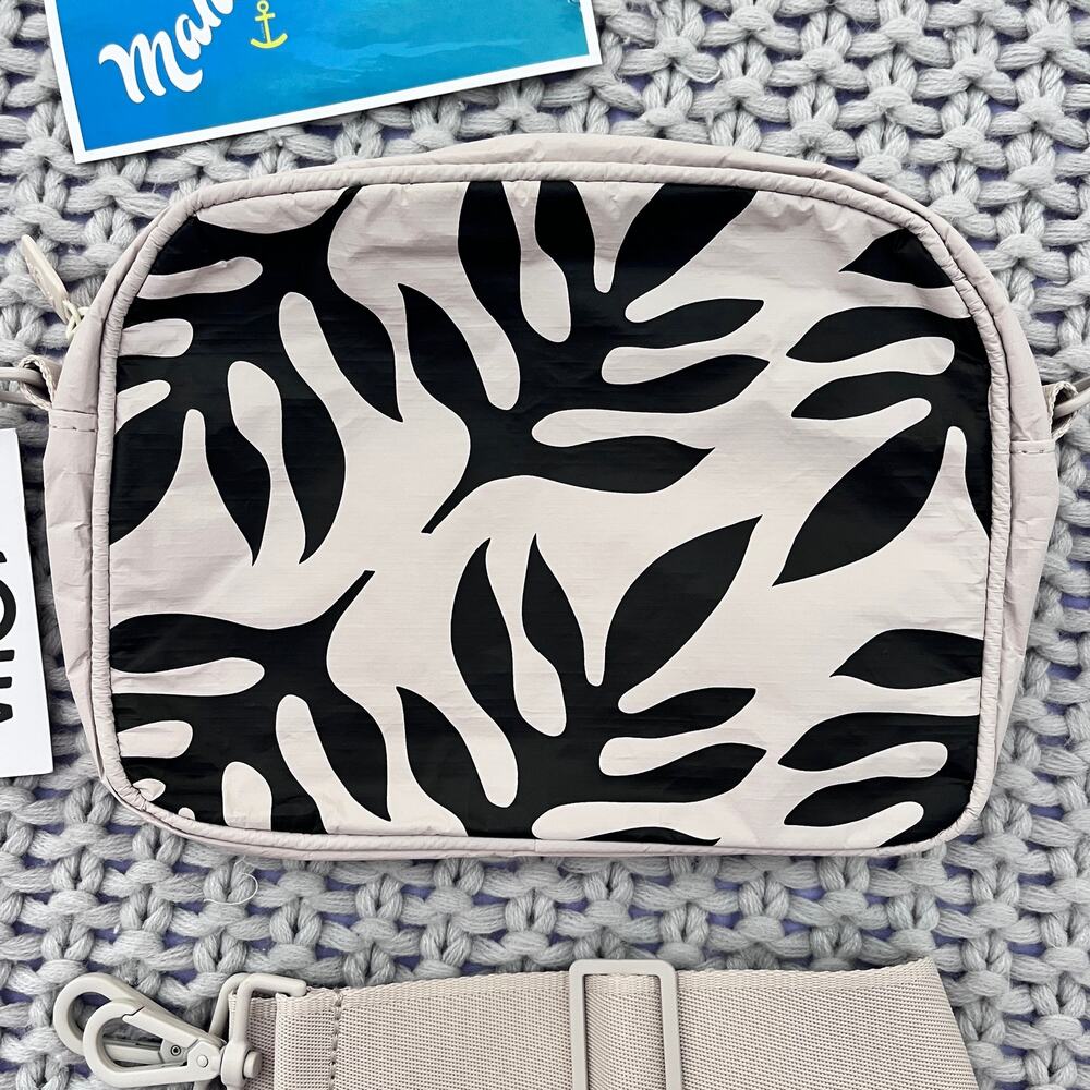 Aloha Collection• LE TOUR OLA Cross Body Bag Purse Black On Sandstone - Picture 3 of 12